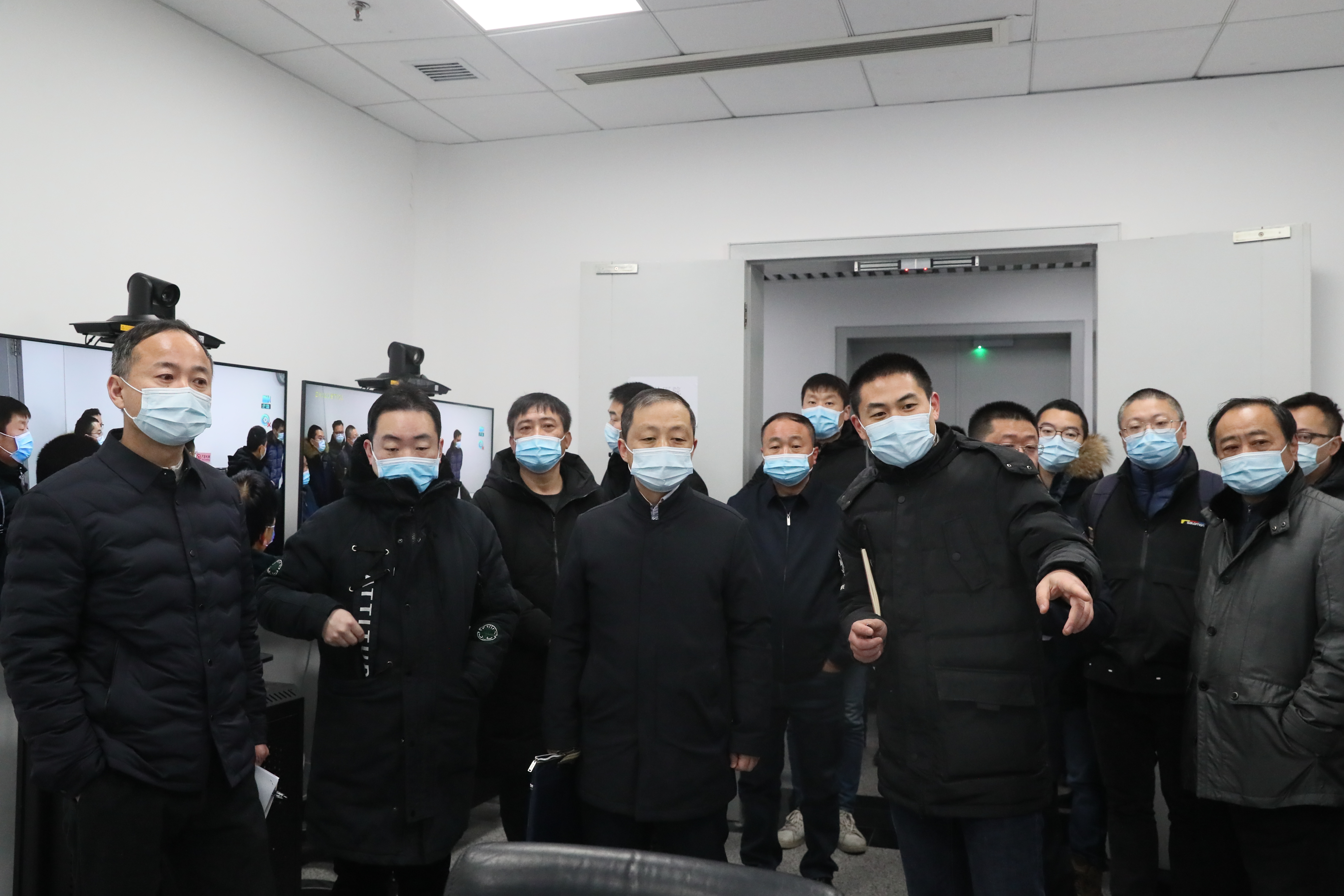 市紀(jì)委監(jiān)委派駐市城建局紀(jì)檢監(jiān)察組調(diào)研武漢體育中心平戰(zhàn)結(jié)合改造項(xiàng)目(圖5) 市紀(jì)委監(jiān)委派駐市城建局紀(jì)檢監(jiān)察組調(diào)研武漢體育中心平戰(zhàn)結(jié)合改造項(xiàng)目(圖5)